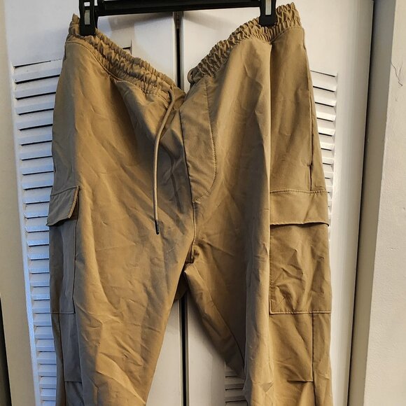 Abercrombie & Fitch Other - mens abercrombie fitch traveler cargo joggers light khaki SIZE XL